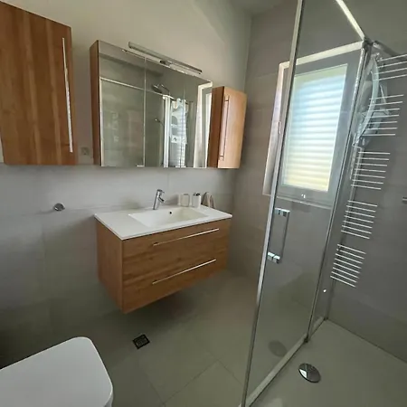 Apartman Dovolena Bez Starosti - Murter