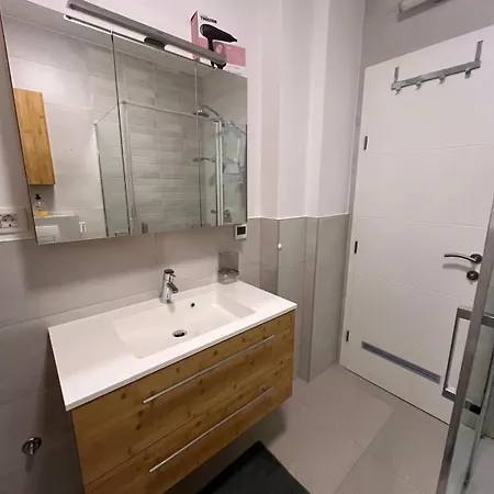 Apartman Dovolená Bez Starostí - Murter Betina