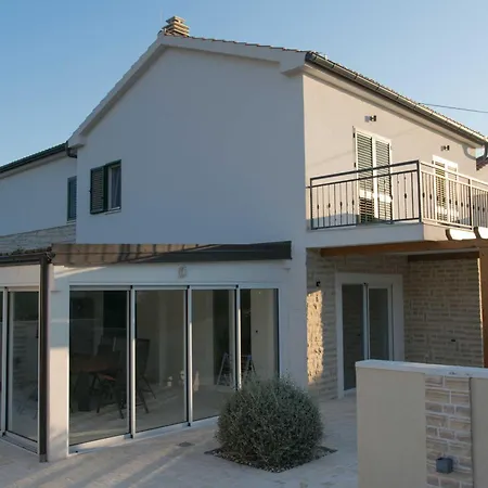 Dovolena Bez Starosti - Murter