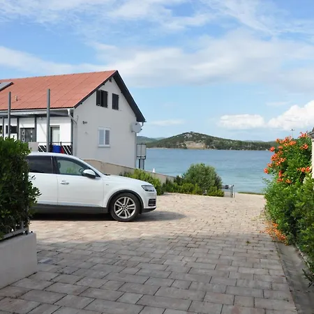 Dovolená Bez Starostí - Murter *