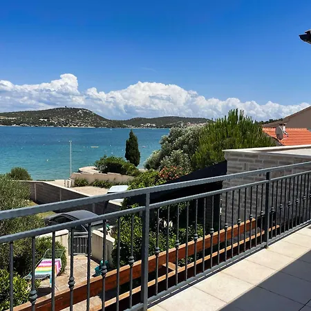 Dovolena Bez Starosti - Murter