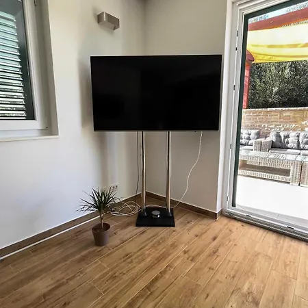 Dovolena Bez Starosti - Murter * Betina (Sibenik-Knin)