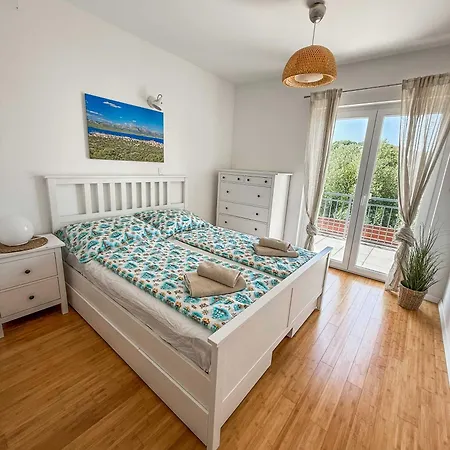 Dovolena Bez Starosti - Murter Apartament *