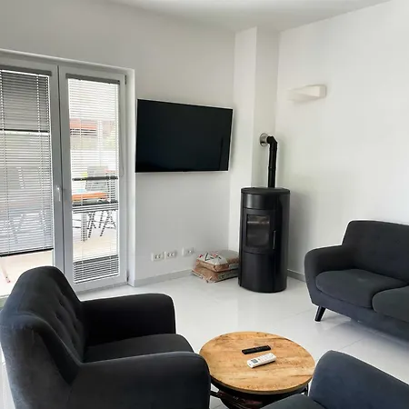 Dovolena Bez Starosti - Murter Apartament *