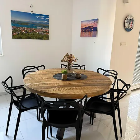 Apartman Dovolena Bez Starosti - Murter *