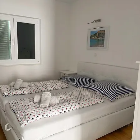 Dovolena Bez Starosti - Murter Apartament *