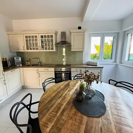 Apartman Dovolena Bez Starosti - Murter