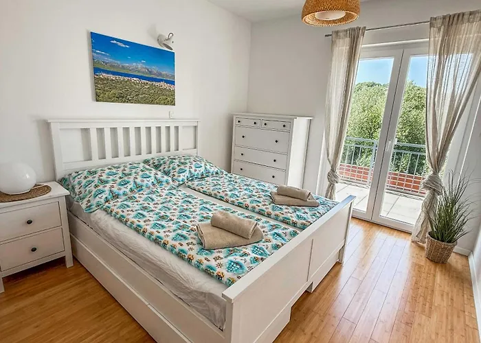 Dovolena Bez Starosti - Murter Апартаменты *